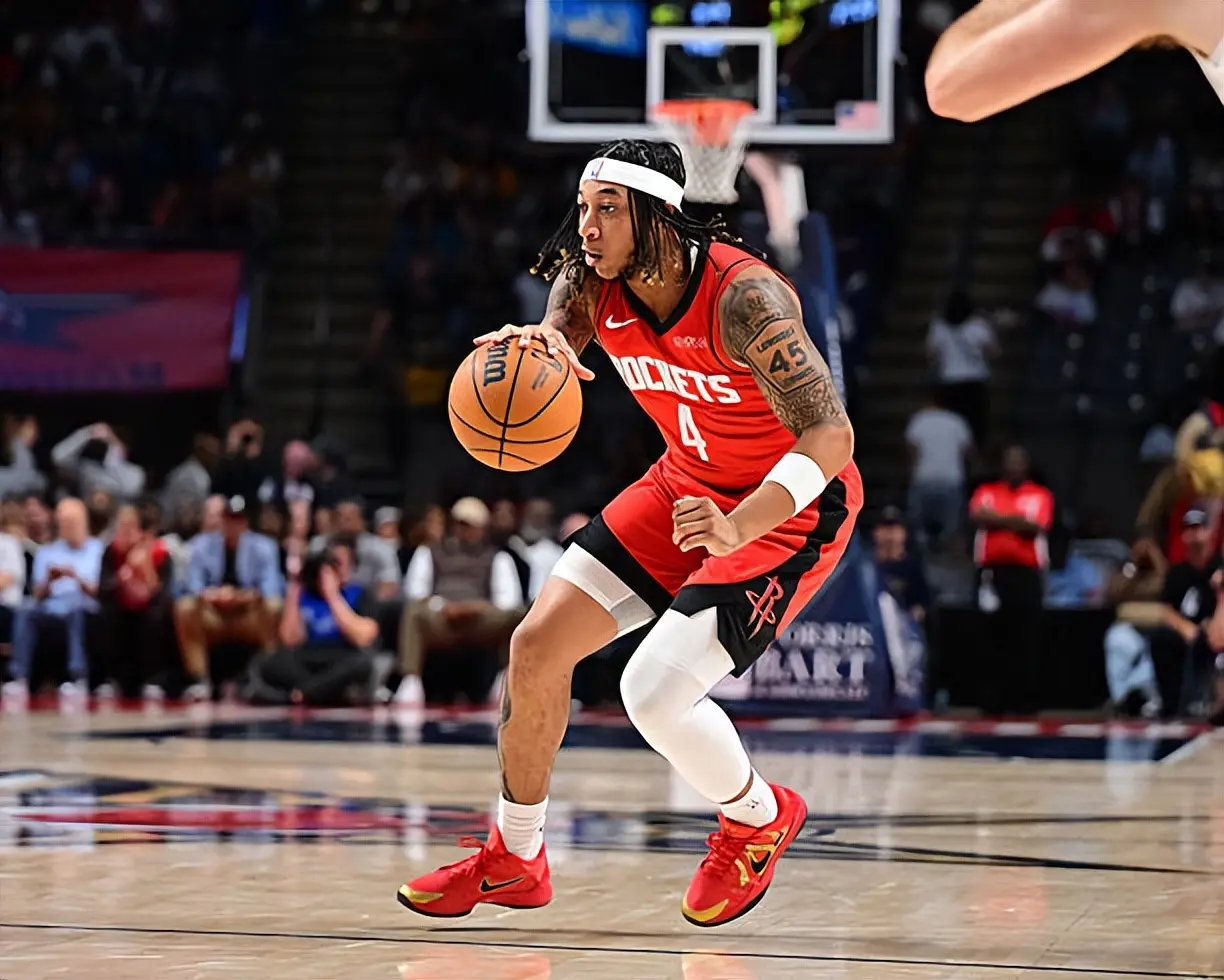 三分线外 三分线外