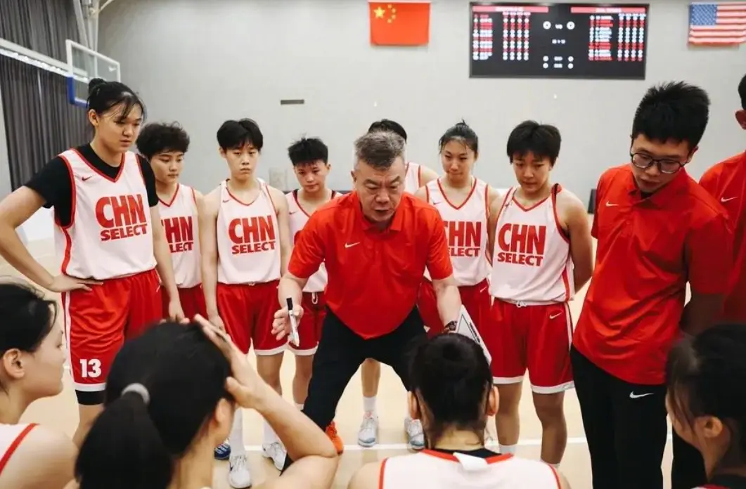 女篮还需裁, MRWuq, 武汉